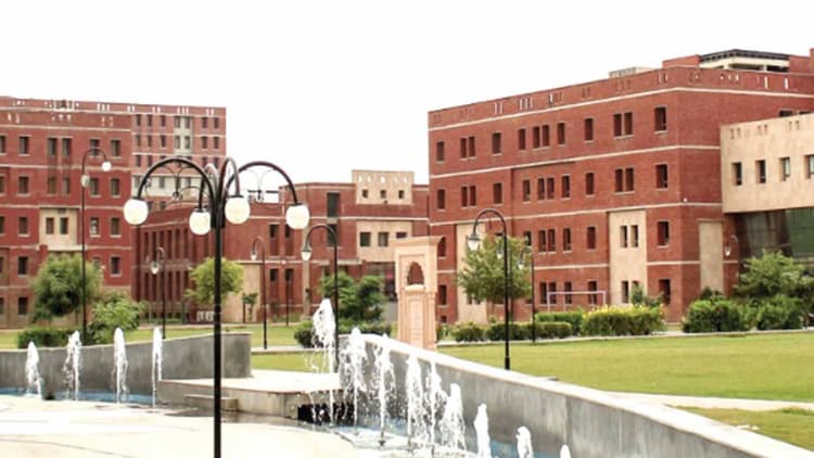 https://cdn-eu.aglty.io/sunstoneuniversity/Attachments/NewItems/jecrc-16x9_20230306105229_0.jpg